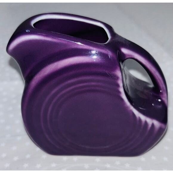 Fiestaware Homer Laughlin Mini Disk 5oz Pitcher Creamer in Mulberry, Vintage - Picture 2 of 3